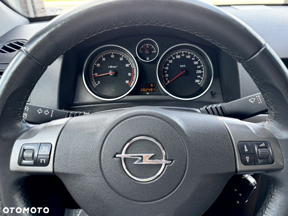 Opel Astra 1.8 Enjoy - 19
