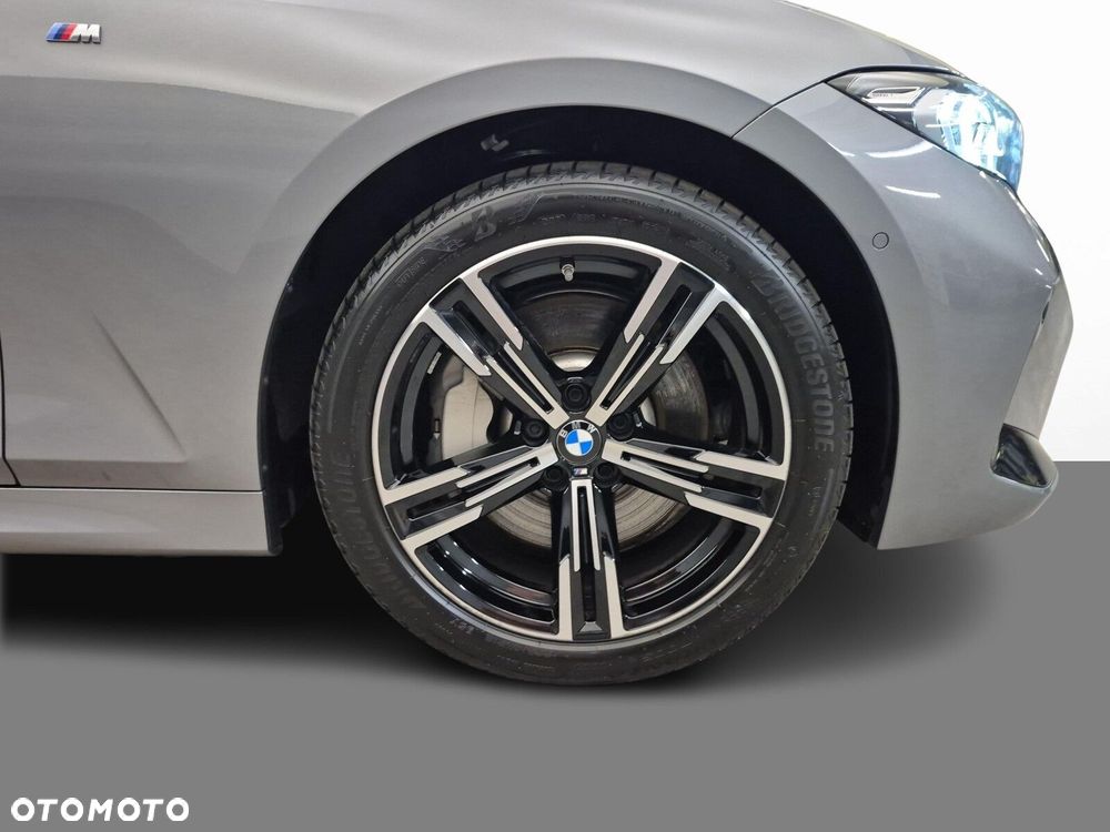 BMW Seria 3 330i xDrive M Sport sport - 10