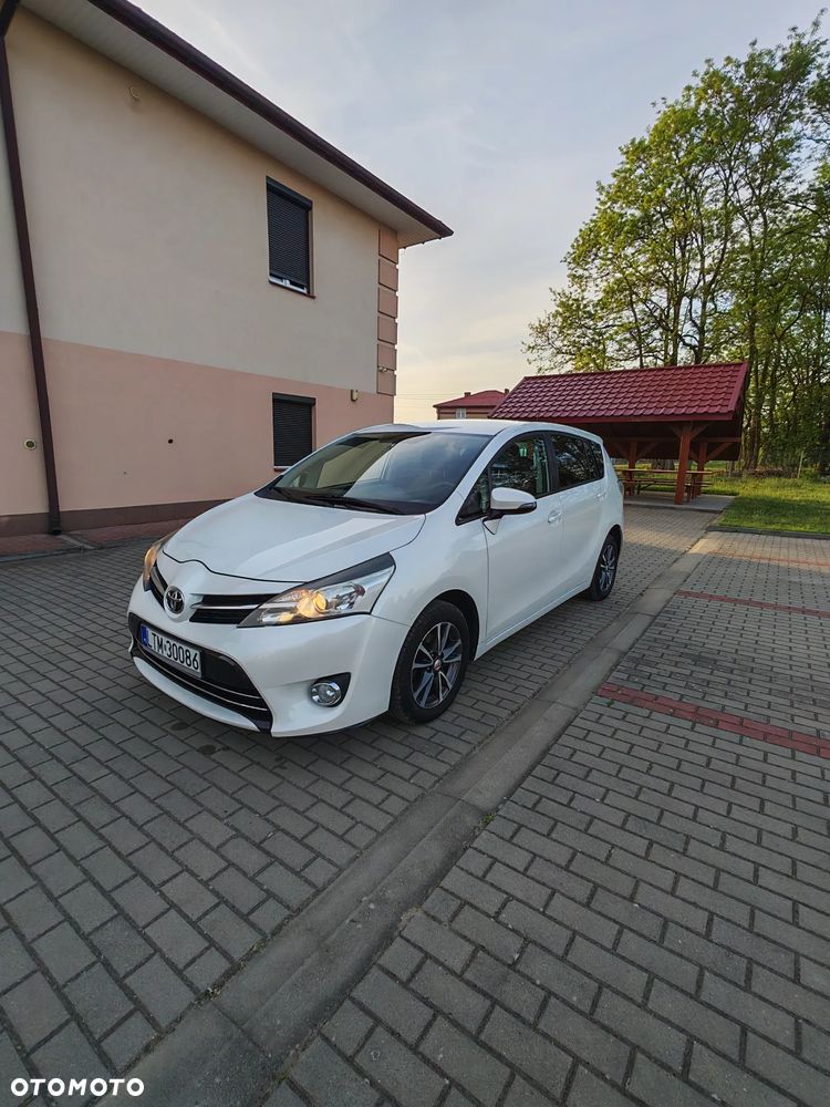 Toyota Verso 1.6 D-4D Active 7os - 1