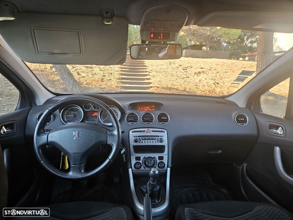 Peugeot 308 SW - 9
