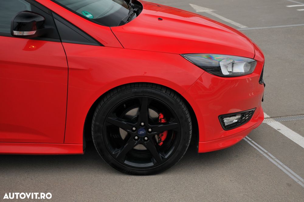 Ford Focus 2.0 TDCI ST-Line - 12