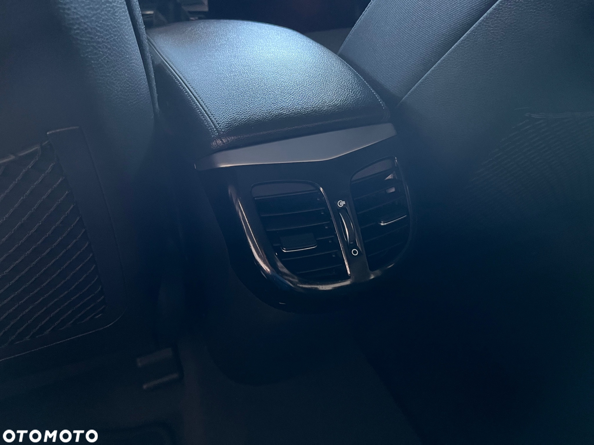 Hyundai i40 - 25