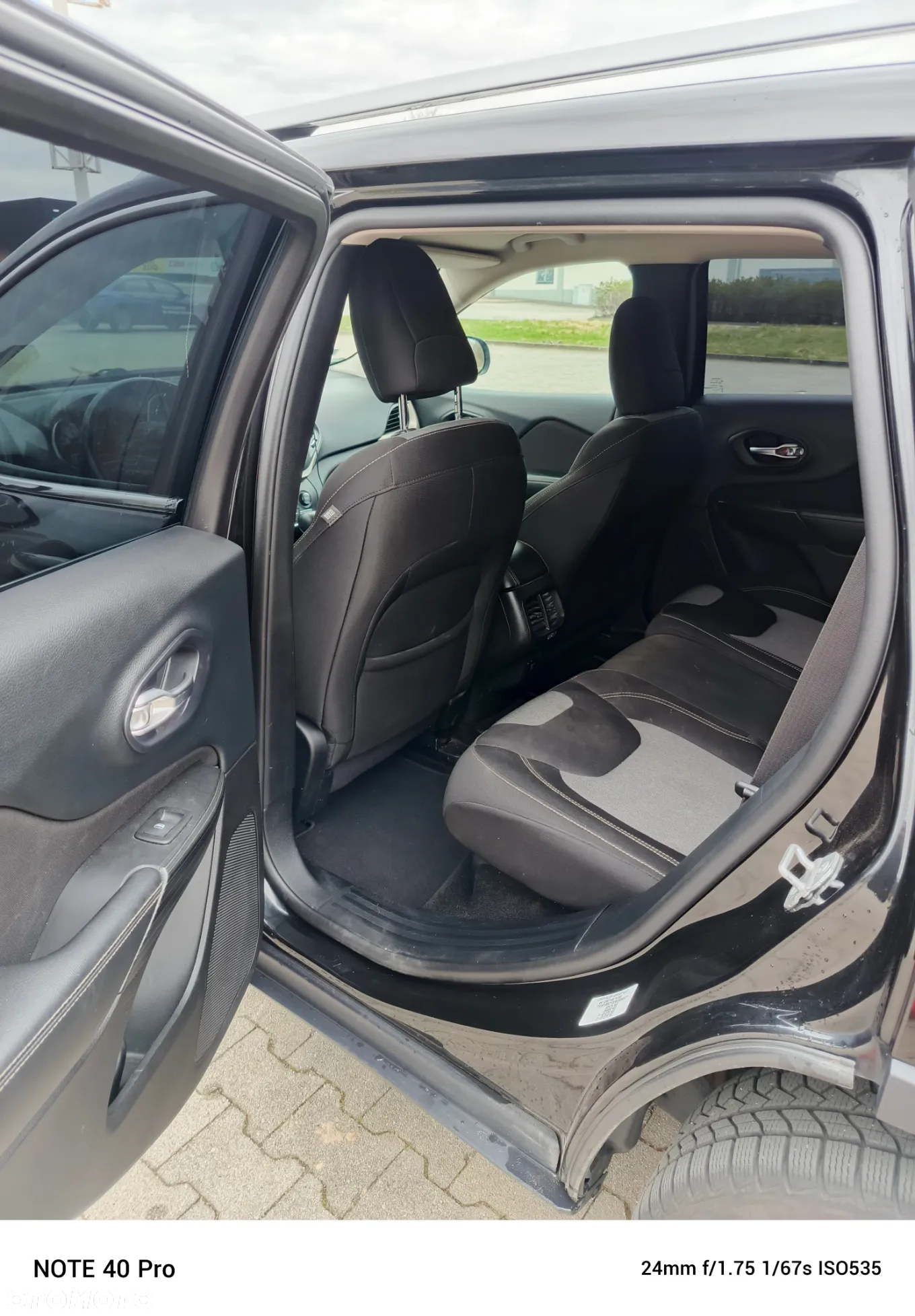 Jeep Cherokee 2.0 MJD Active Drive I Longitude - 17