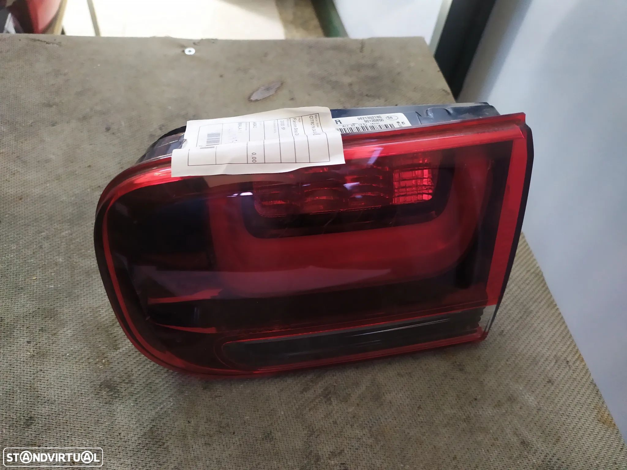 Farolim stop mala direito Citroen C4 Cactus II 18 - / 9821352180 - 1
