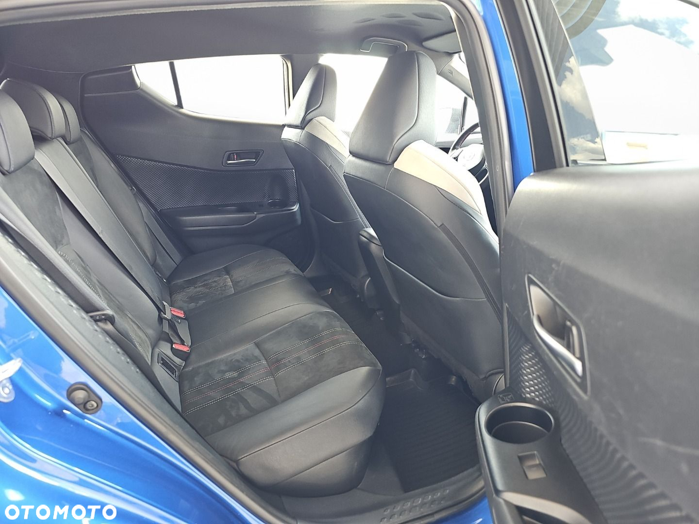 Toyota C-HR - 18