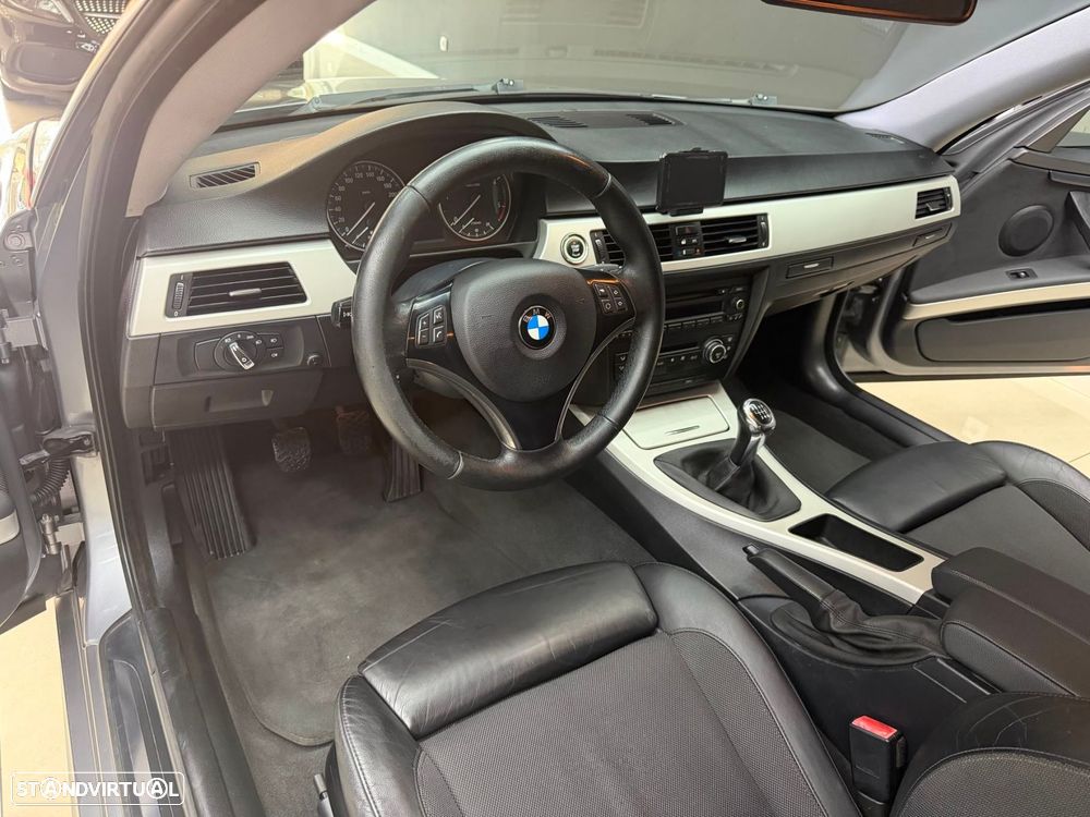 BMW 320 d Coupe - 18