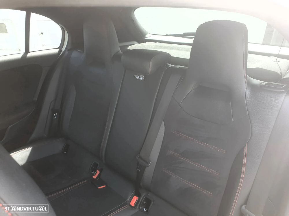 Mercedes-Benz A 180 d AMG Line Aut. - 42