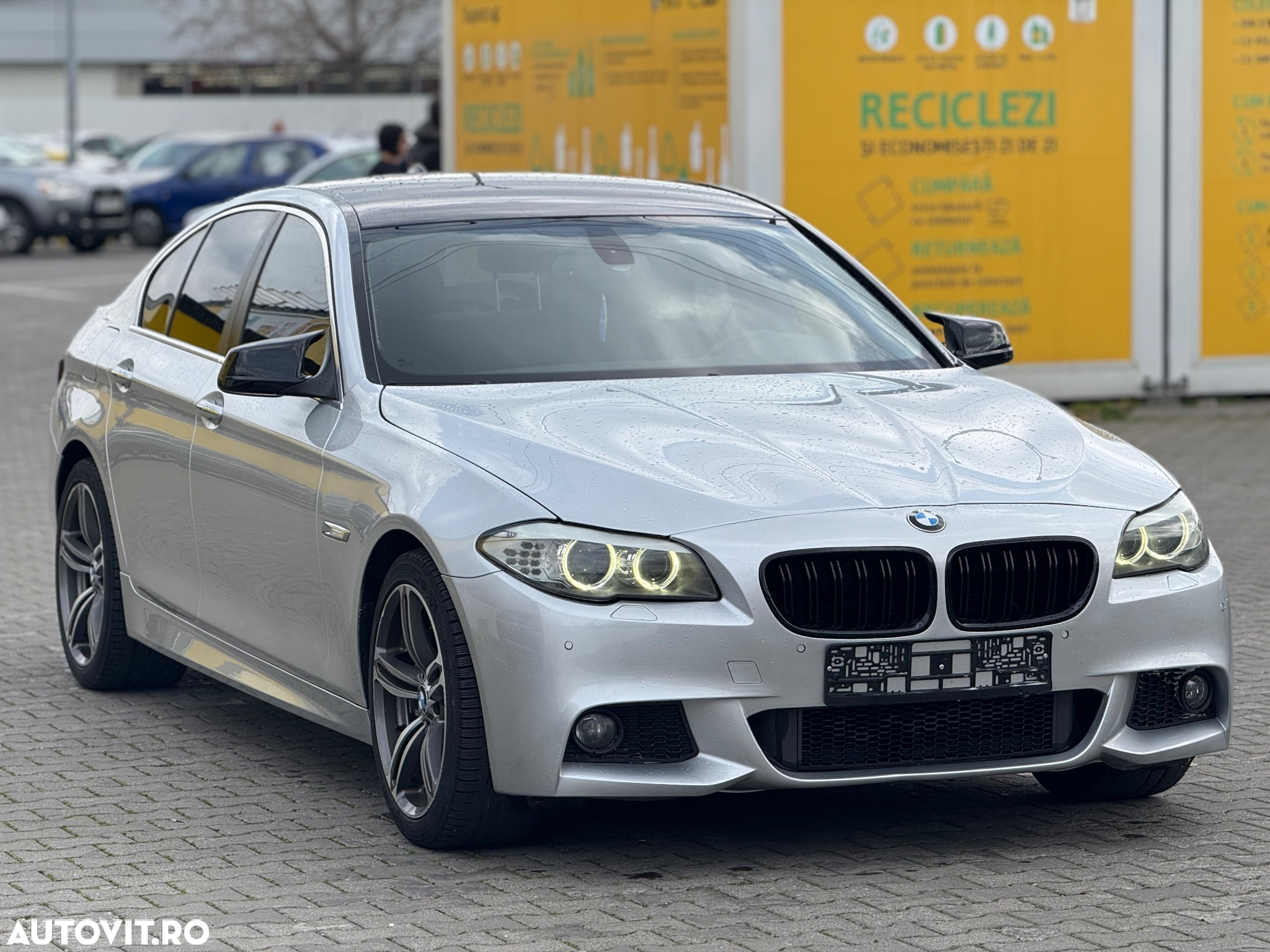 BMW Seria 5 530d Sport-Aut. - 2