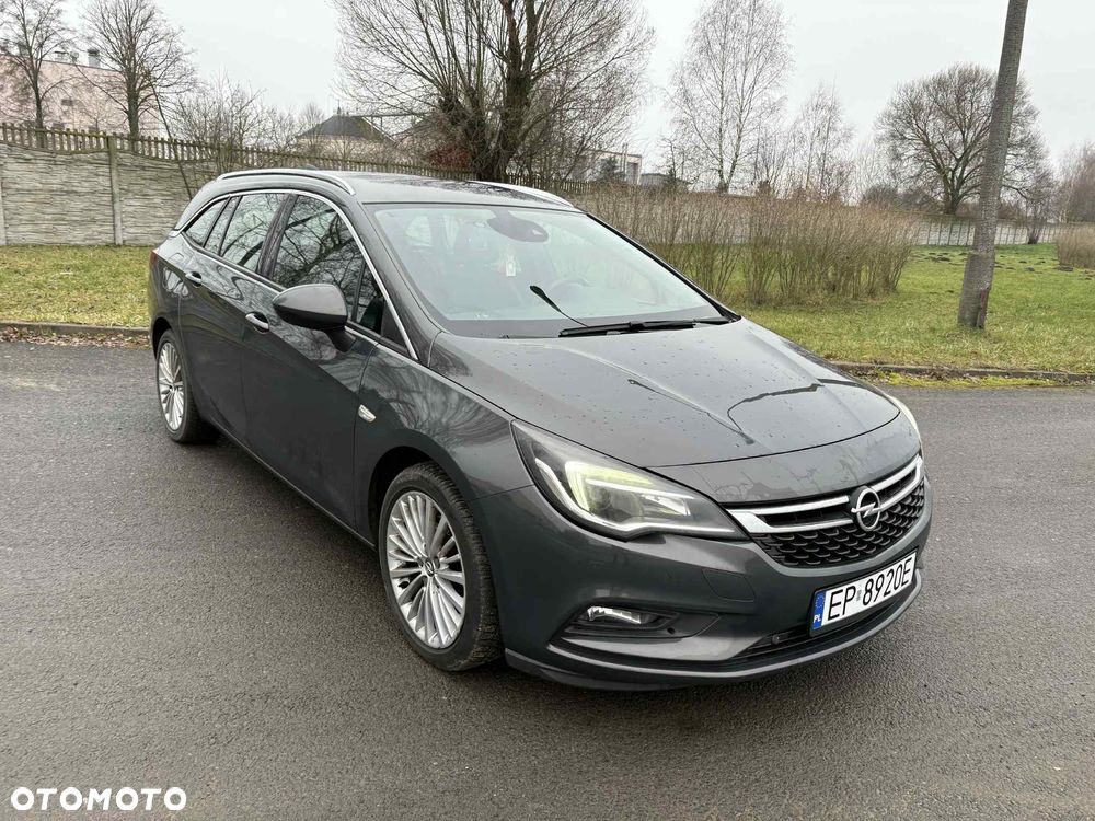Opel Astra 1.6 CDTI Cosmo - 16