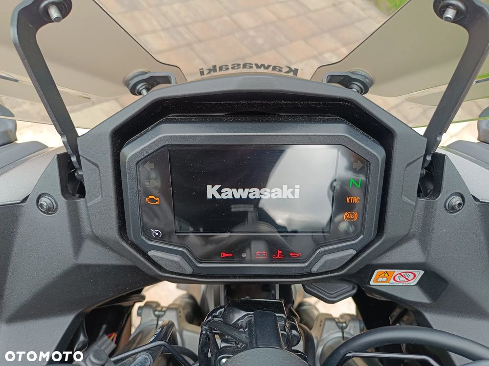Kawasaki Ninja 1000 SX - 35