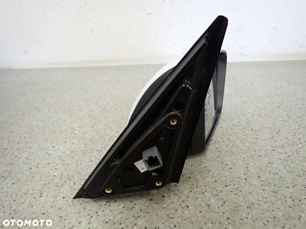 KIA VENGA 09- LUSTERKO PRAWE 7F 8 PIN - 10