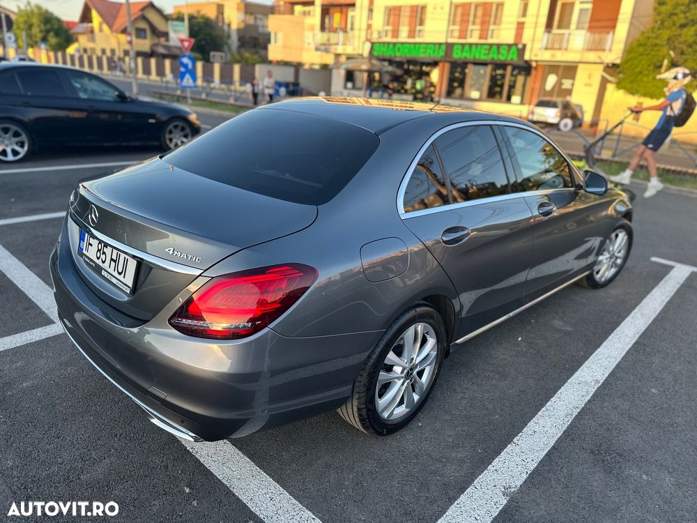Mercedes-Benz C 220 d 4MATIC T-Modell Aut - 3