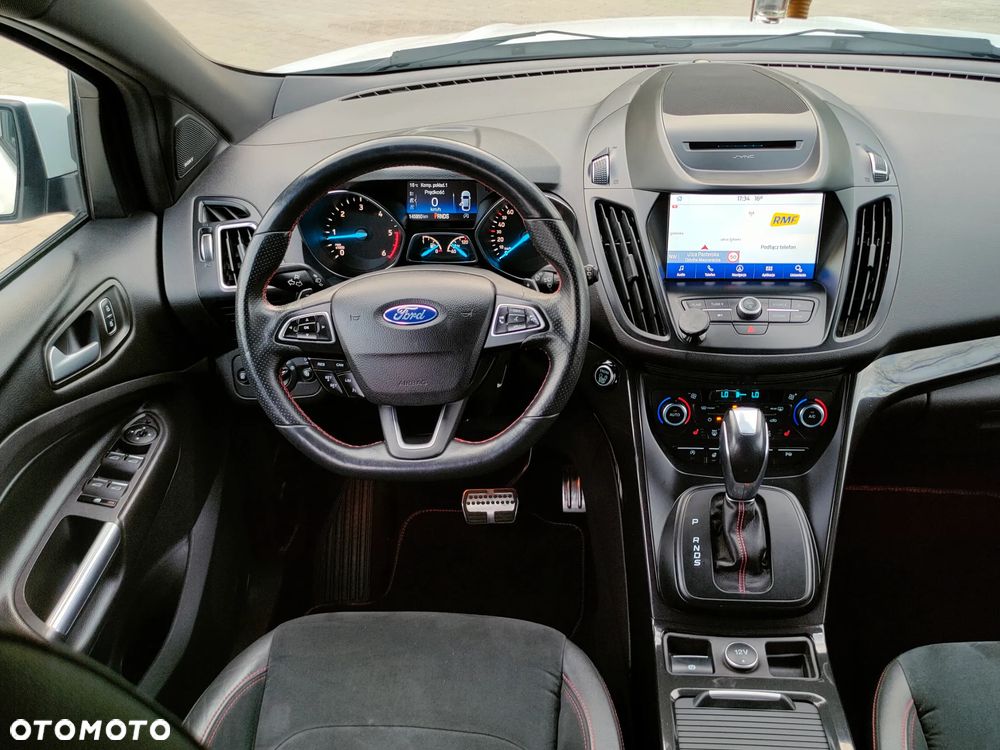 Ford Kuga 2.0 TDCi 4x4 ST-Line - 26
