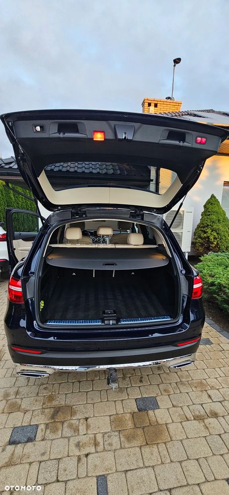 Mercedes-Benz Glc 2018 photo 3