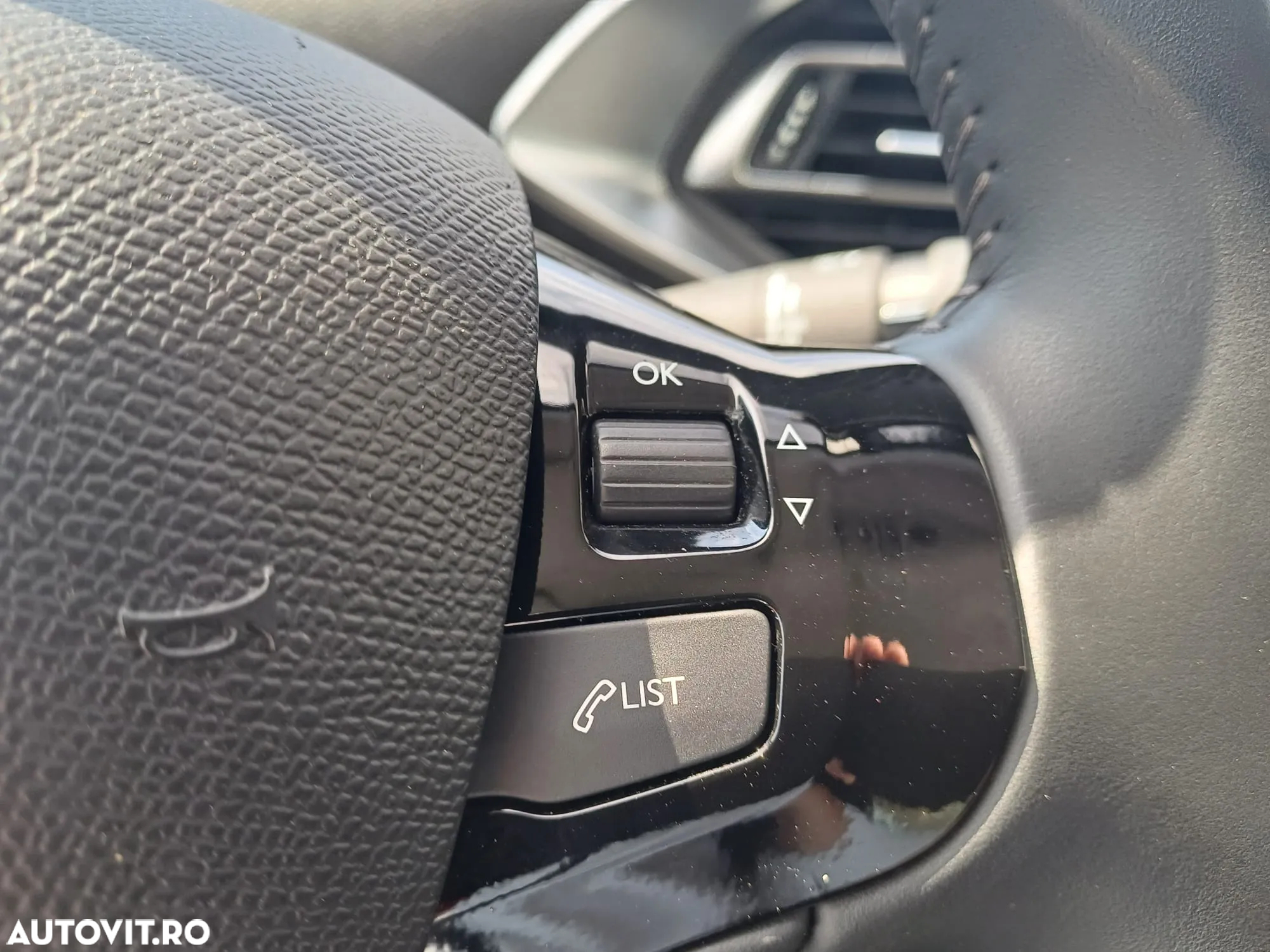 Peugeot 308 1.2 L PureTech Turbo S&S Active - 16