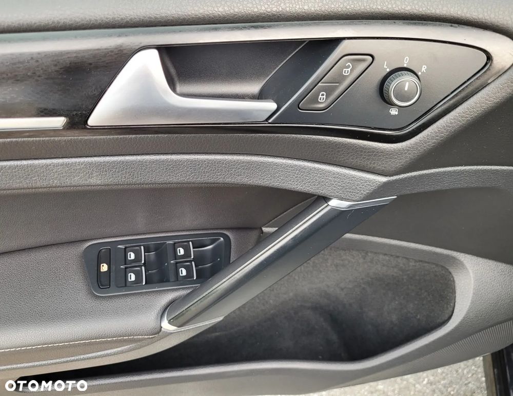 Volkswagen Golf 1.4 TSI BlueMotion Technology Highline - 23