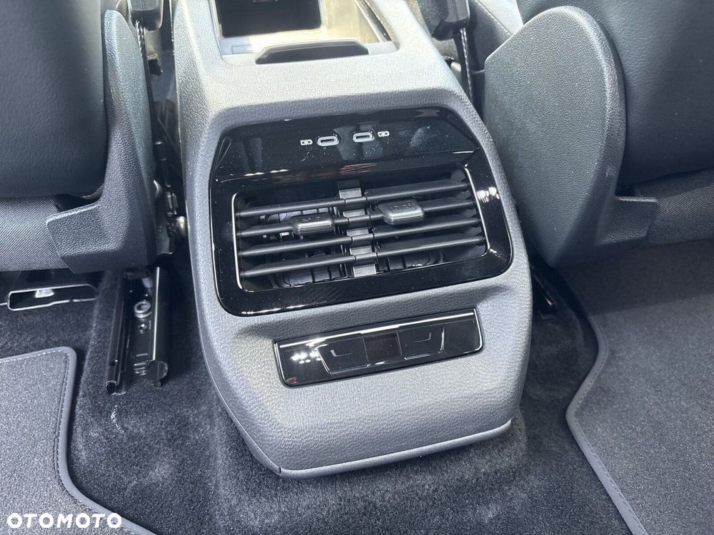 Volkswagen ID.4 - 22