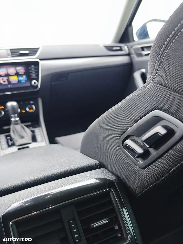 Skoda Superb 2.0 TDI DSG Style - 6