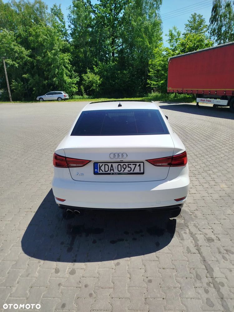Audi A3 Limousine 40 TFSI quattro S tronic advanced - 2