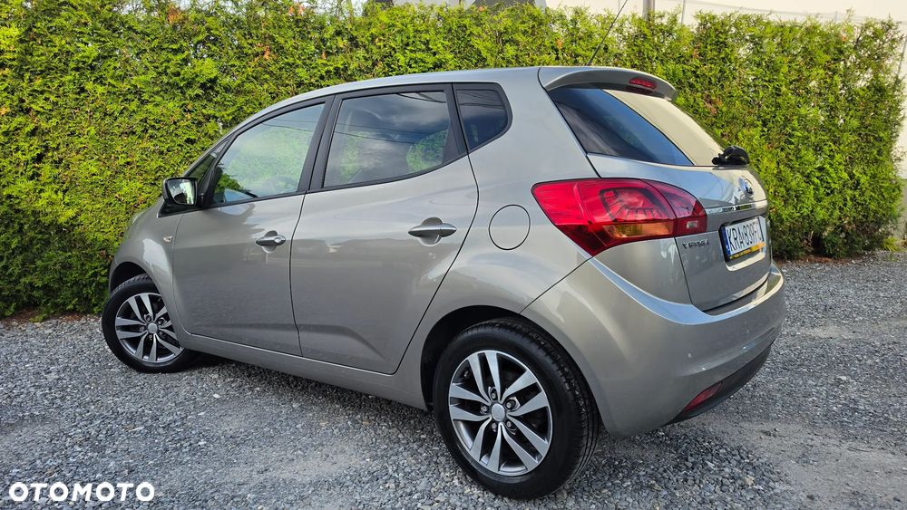 Kia Venga 1.4 CVVT Fifa World Cup Edition - 25
