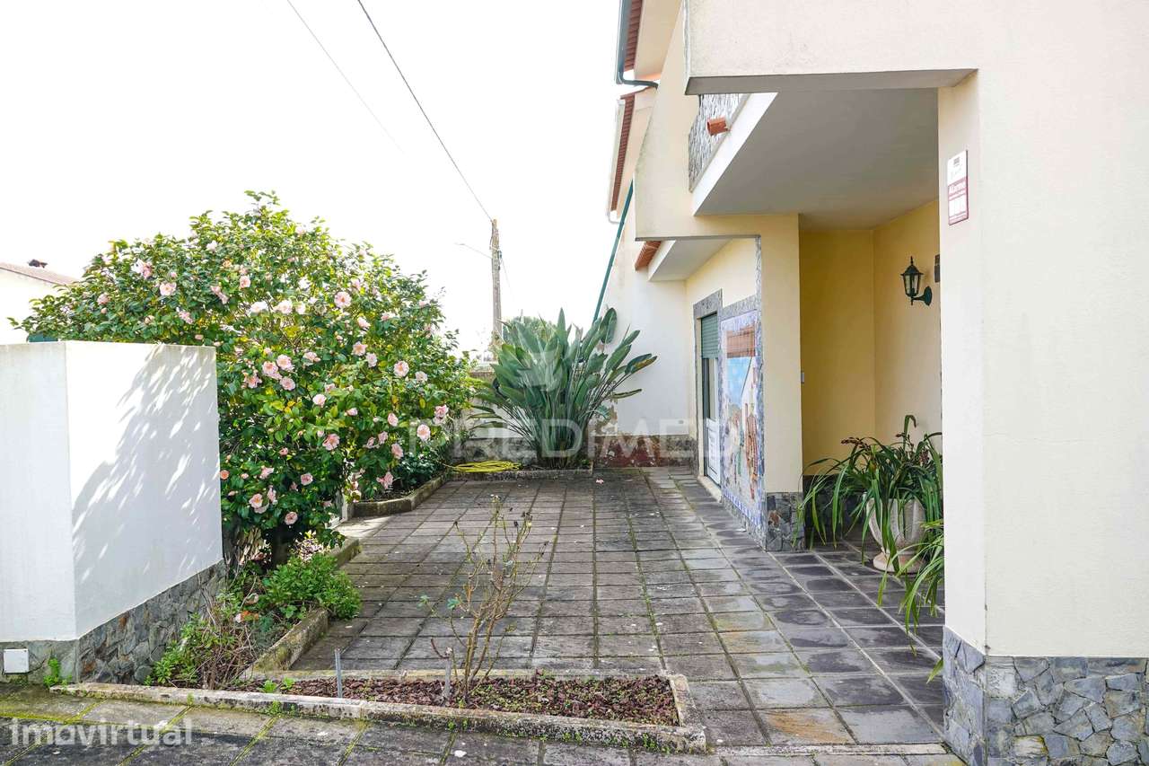 Moradia Geminada V4, Casais de Revelhos – Abrantes. - Grande imagem: 4/32