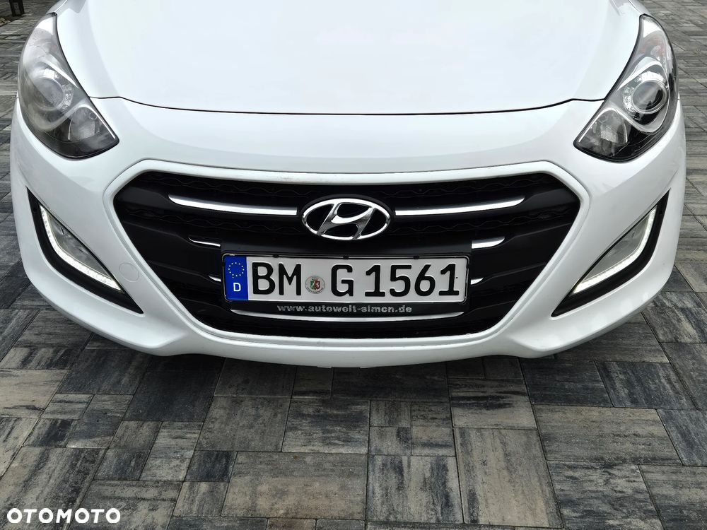 Hyundai i30 blue 1.6 CRDi Classic - 6
