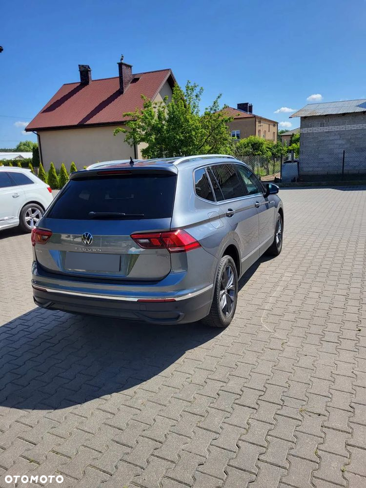 Volkswagen Tiguan Allspace - 4