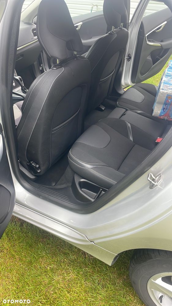 Volvo V40 D4 Drive-E Momentum - 15
