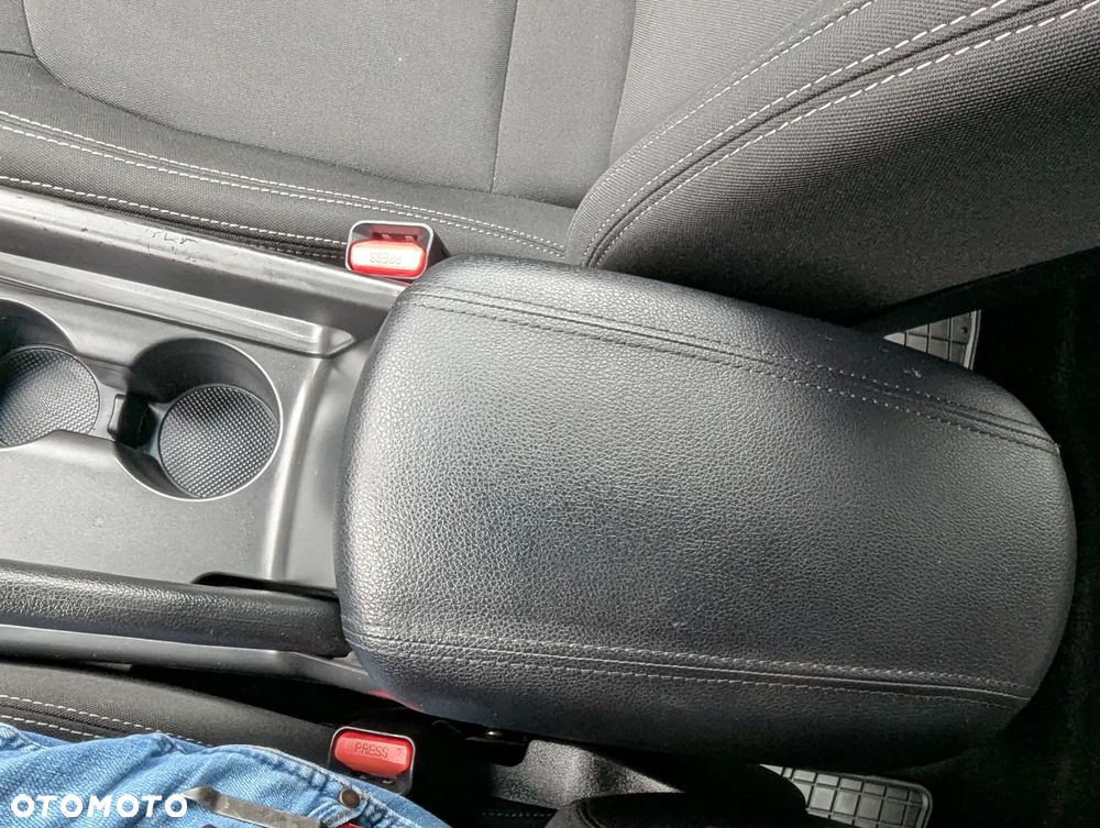 Kia Sportage 1.6 GDI Business Line 2WD - 29
