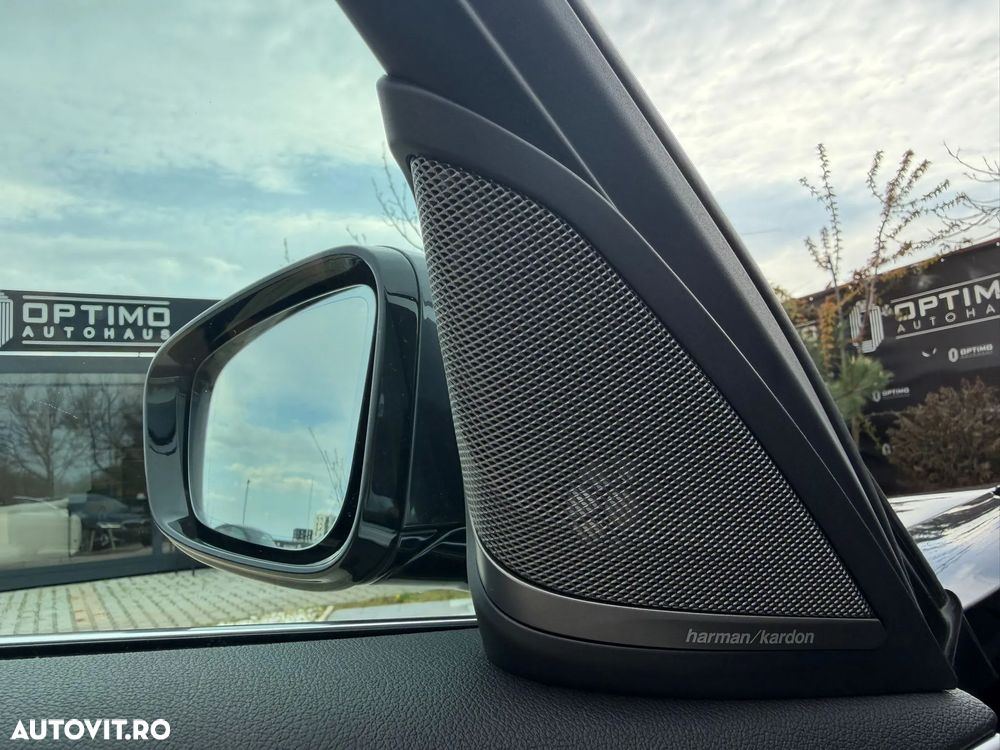 BMW Seria 5 530d xDrive AT MHEV - 25