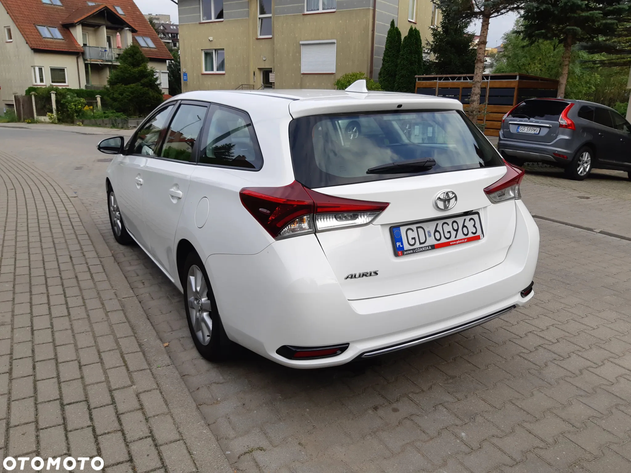 Toyota Auris 1.4 D-4D Active - 3