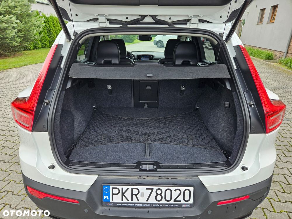 Volvo XC 40 B5 B AWD Ultimate Dark - 12