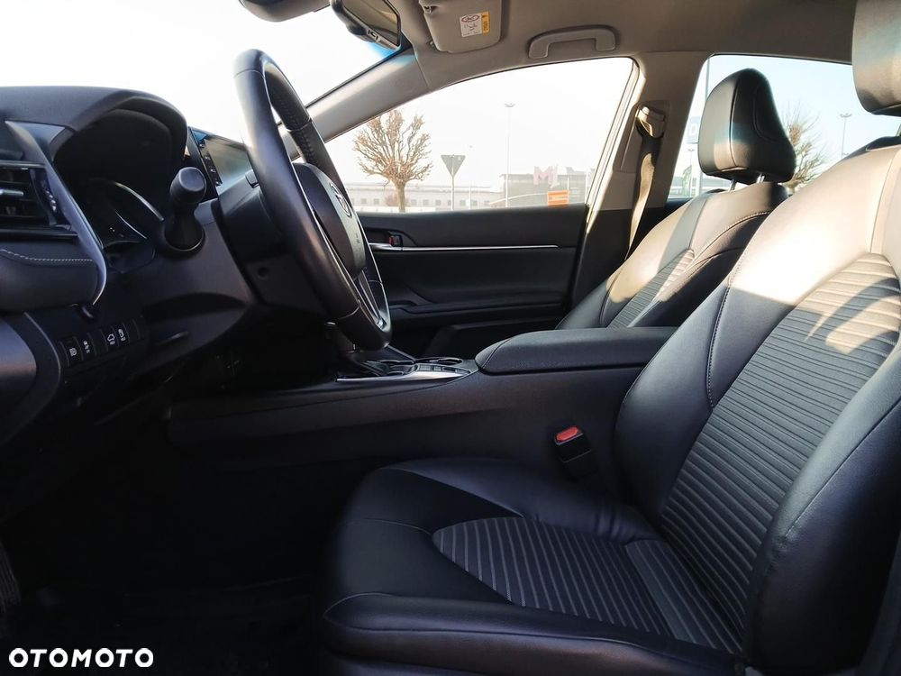 Toyota Camry 2.5 Hybrid Prestige CVT - 15