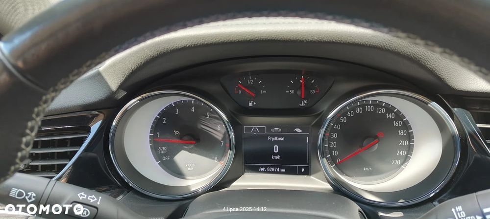Opel Insignia 2.0 T Elegance S&S - 10