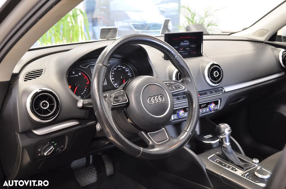 Audi A3 Sportback 1.2 TFSI Stronic Ambition - 10