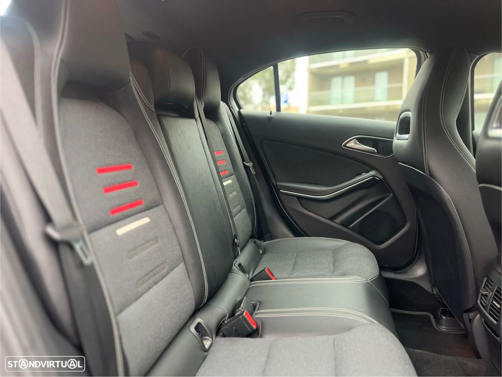 Mercedes-Benz A 180 CDi BE AMG Line - 17