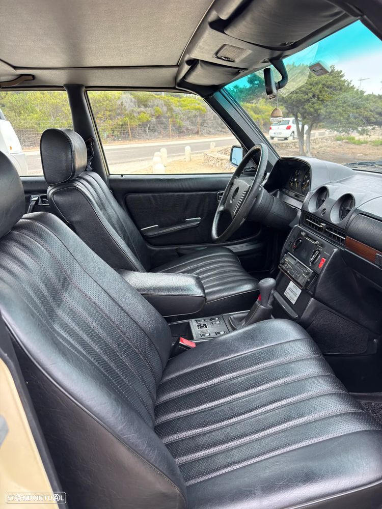 Mercedes-Benz W123 (1976-1986) - 15