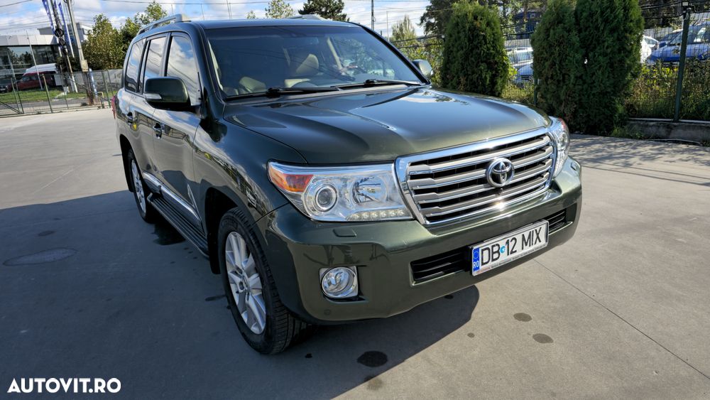 Toyota Land Cruiser 4.5 D-4D V8 Luxury - 1