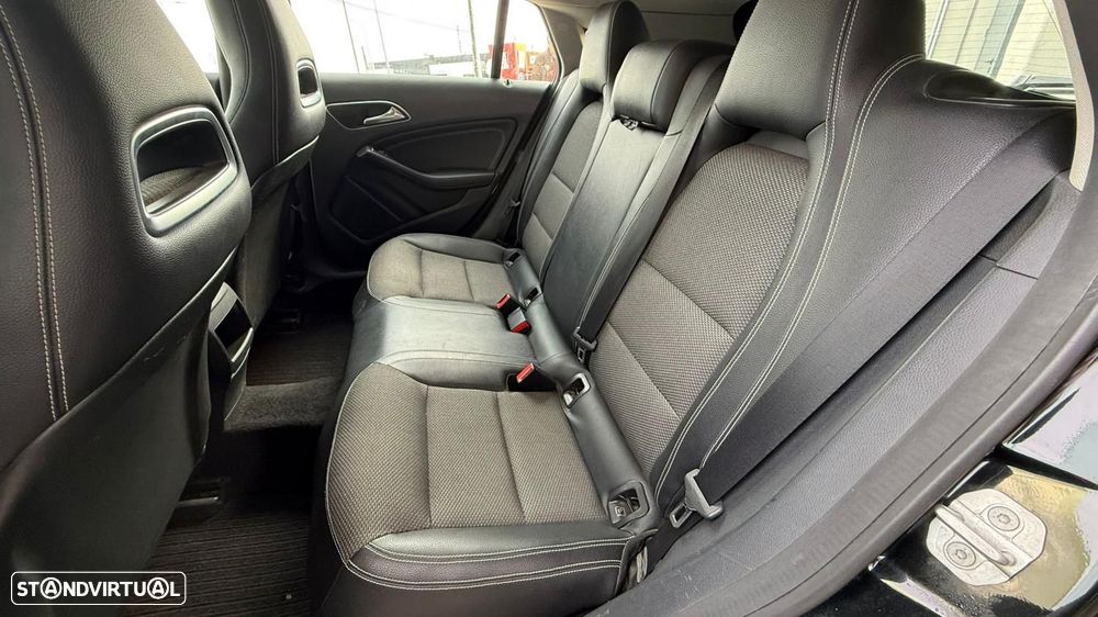 Mercedes-Benz CLA 200 d Shooting Brake Urban - 8