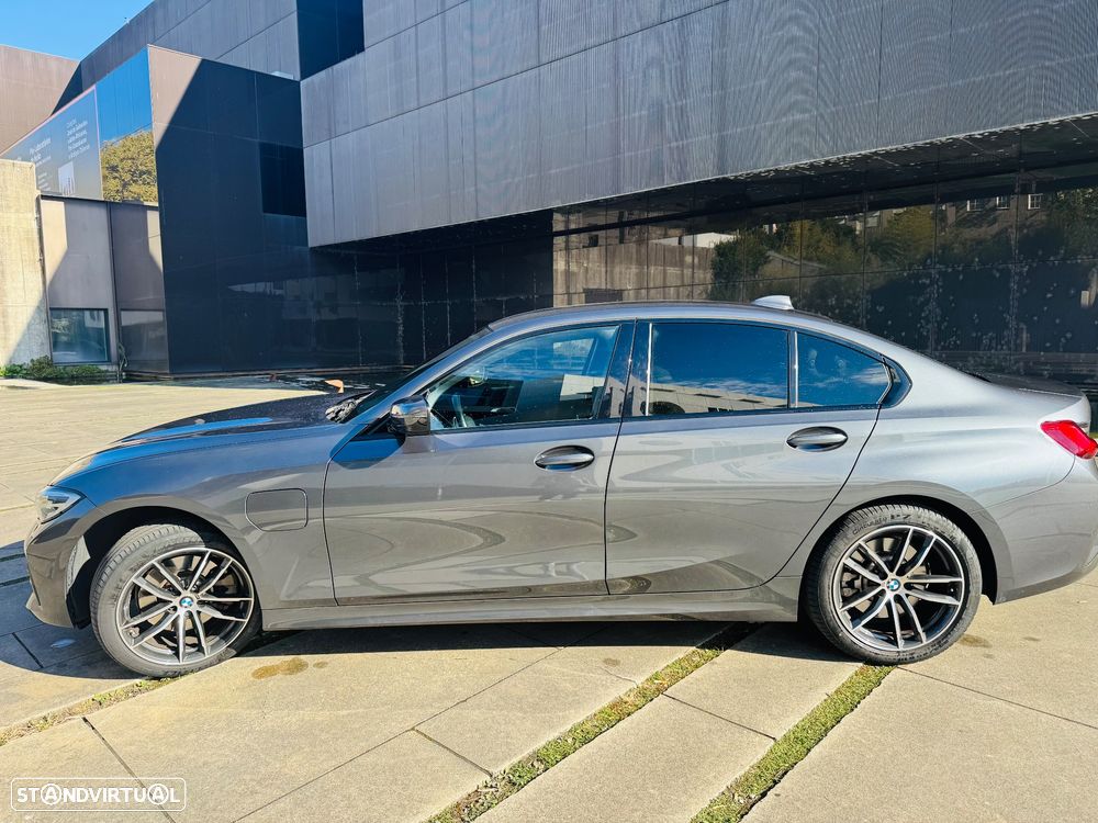 BMW 320 e Touring Line Sport Auto - 13