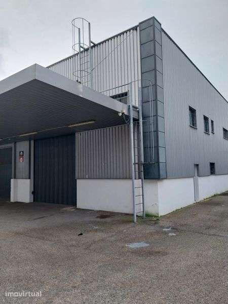 Armazém 350 m² + 400 m² Logradouro | Santa Marta de Corroios | Excelen - Grande imagem: 5/12