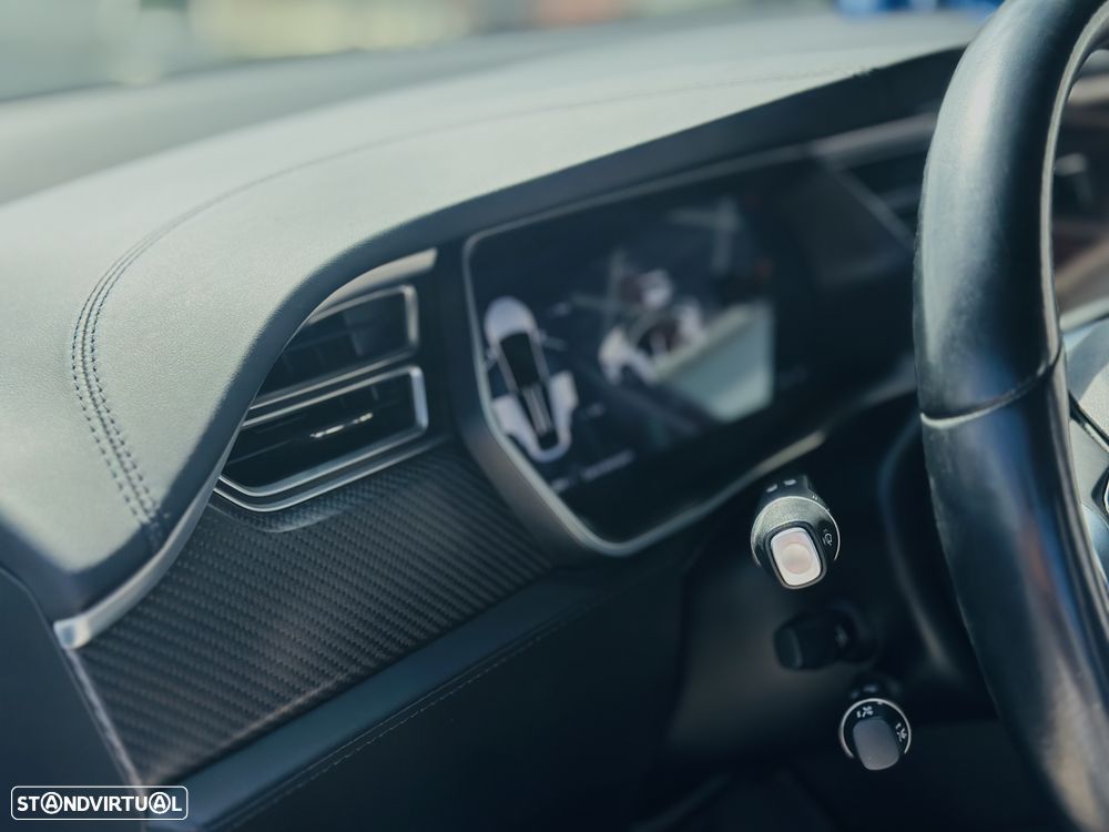 Tesla Model X 100D — fotografia 7