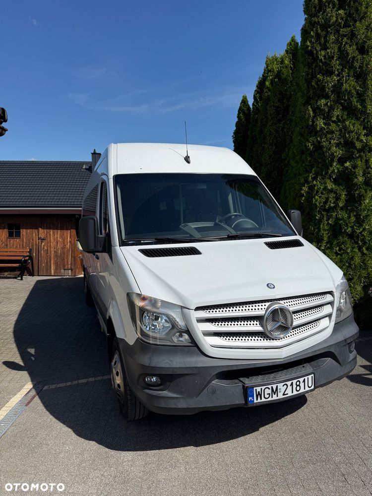 Mercedes-Benz Sprinter - 1