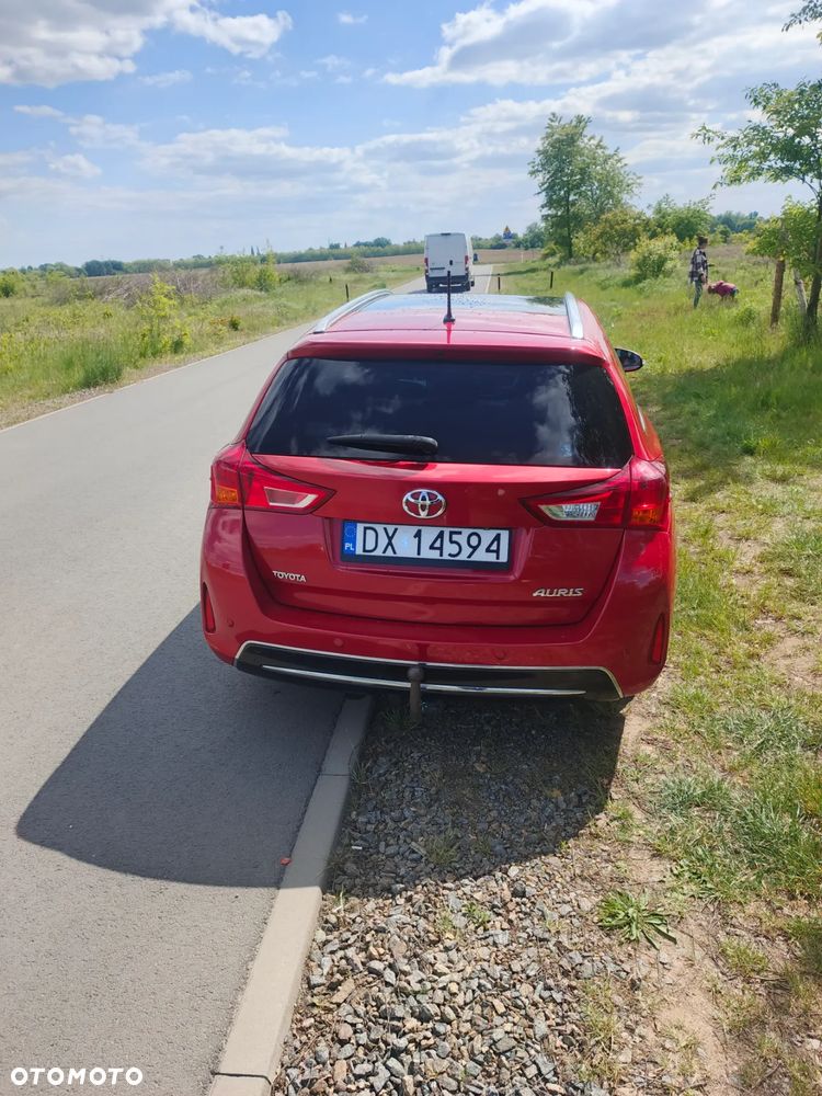 Toyota Auris 2.0 D-4D Executive - 4