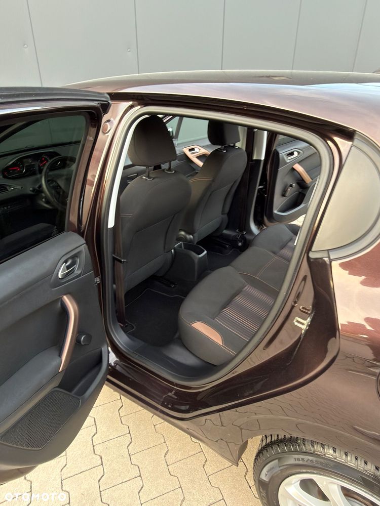 Peugeot 208 PureTech 82 Start & Stop Allure - 20