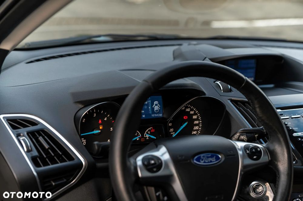 Ford Kuga 2.0 TDCi 4x4 Titanium - 33