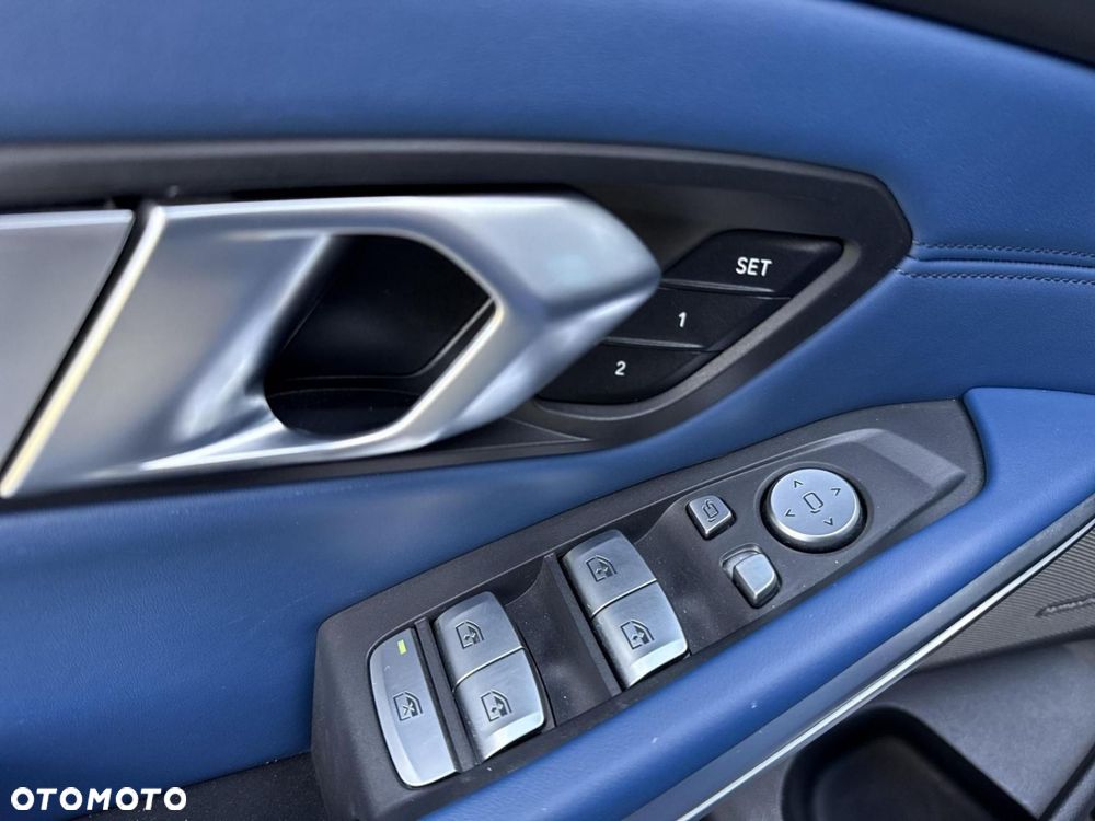 BMW Seria 3 M340i xDrive sport - 22