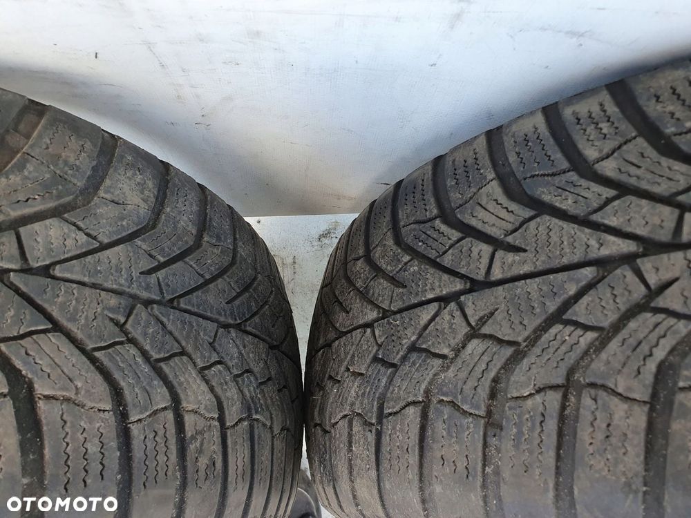 opona zimowa KUMHO 205 55 16 - 3