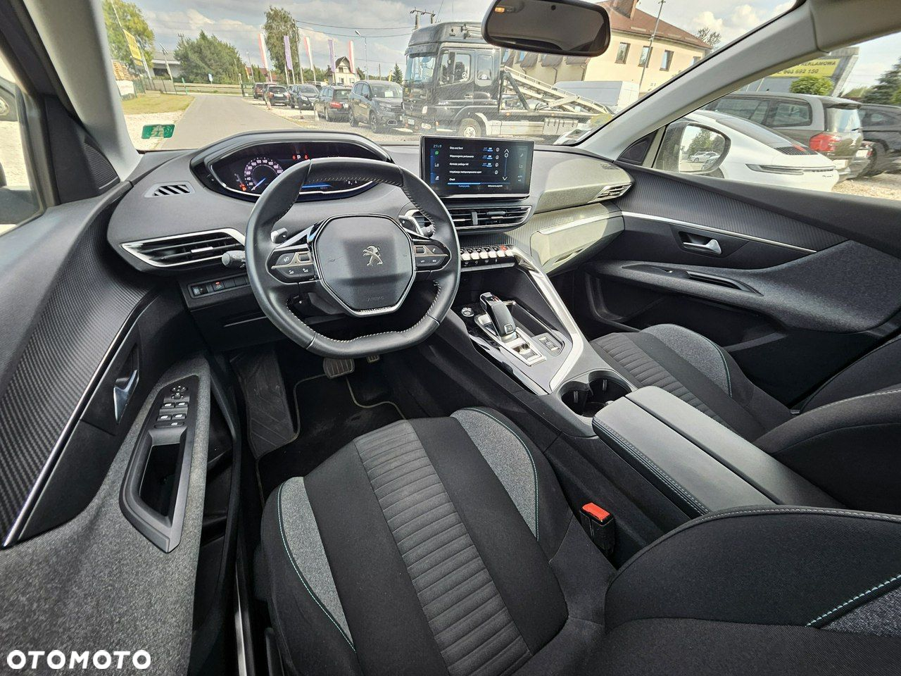 Peugeot 3008 1.5 BlueHDi Allure Pack S&S EAT8 - 11