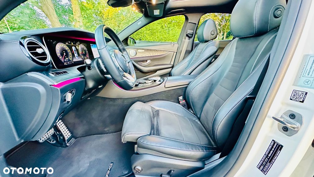 Mercedes-Benz Klasa E 220 d 4-Matic 9G-TRONIC - 20